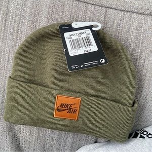 Unisex Nike hat brand new with tags